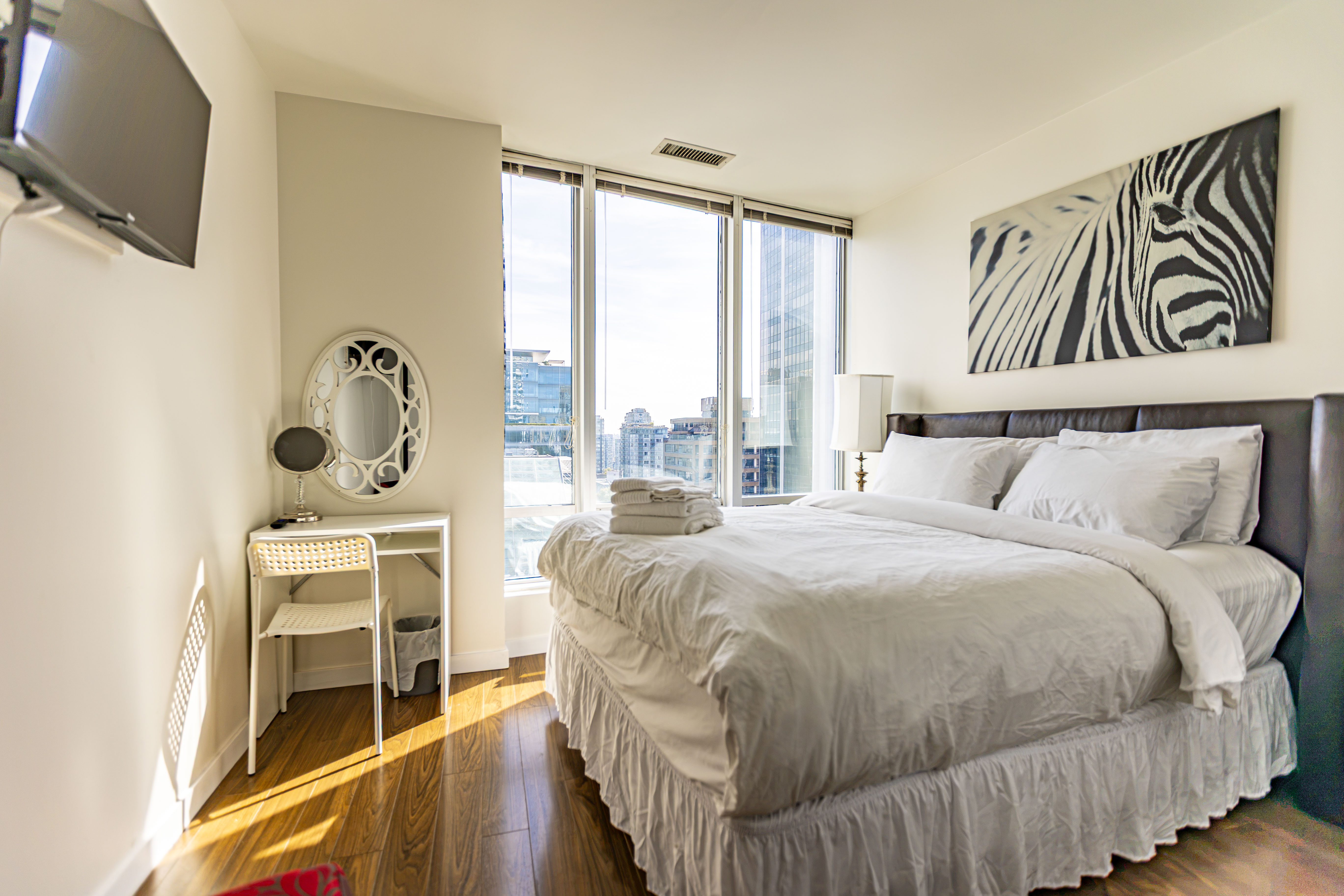 Bedroom A with a queen bed